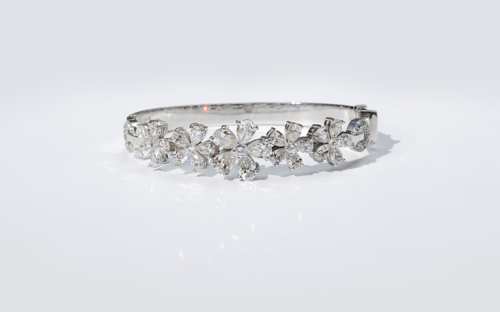 Diamond Blossoms armband