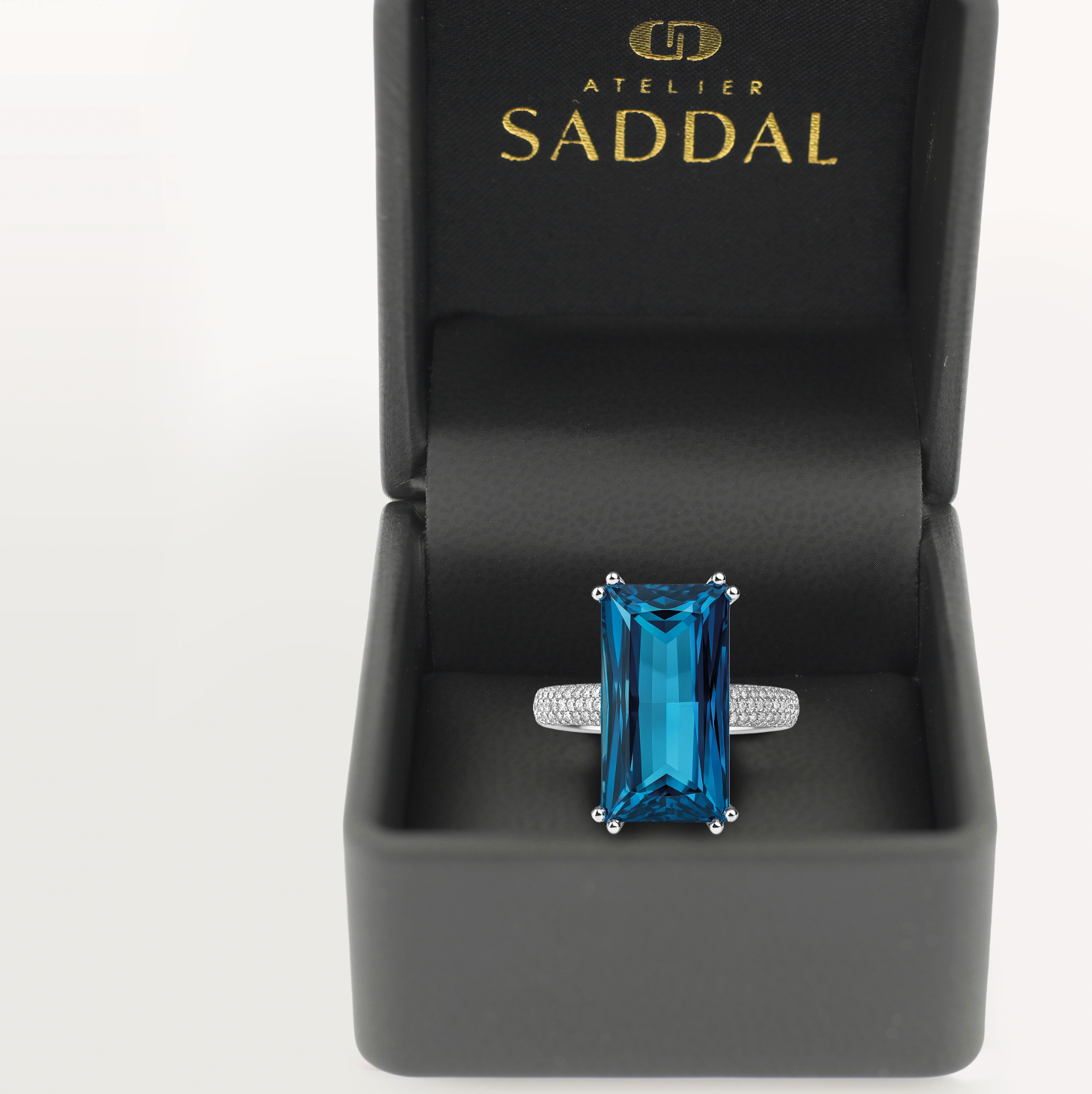 LONDON BLUE ring
