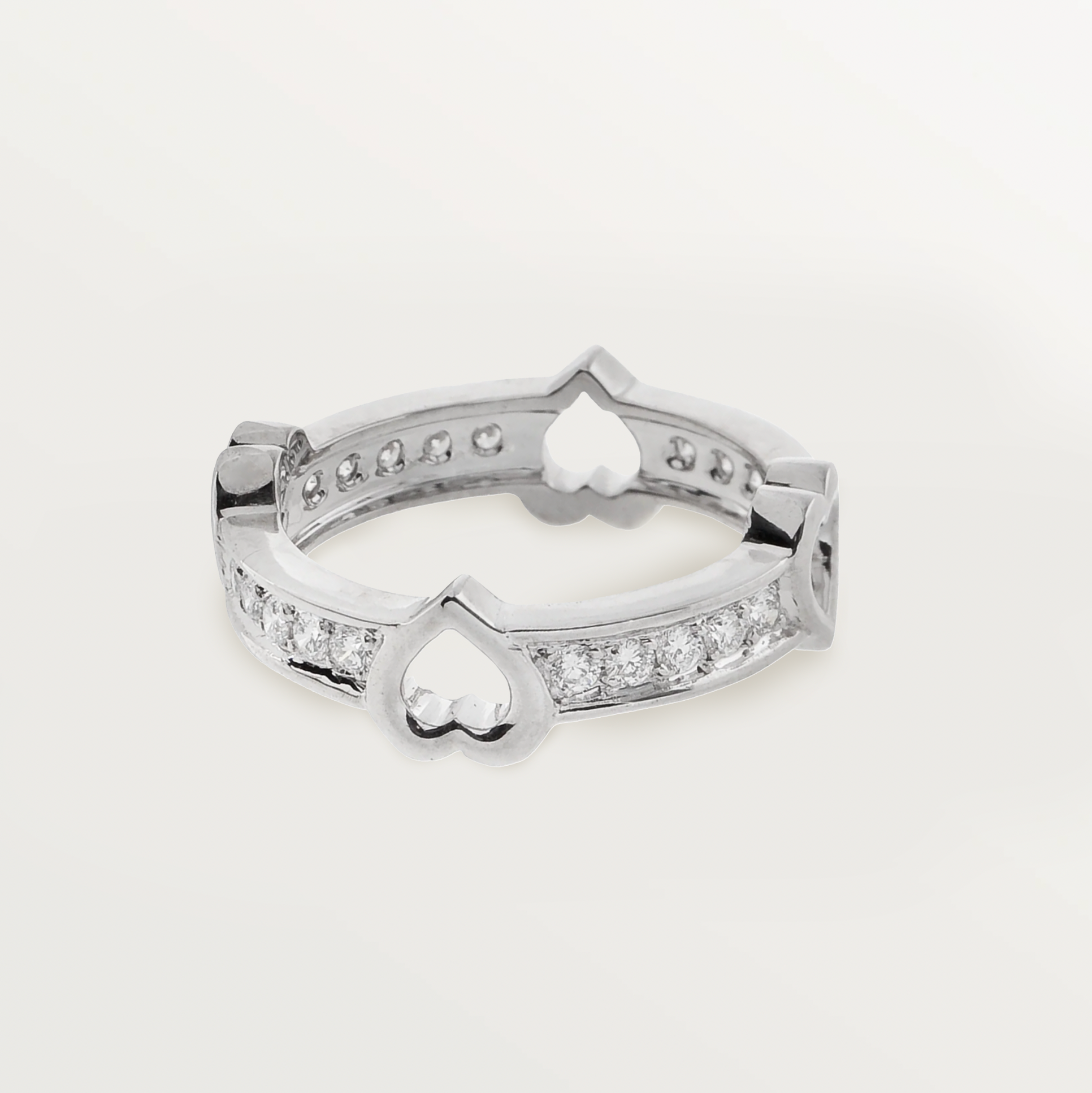 Amare ring