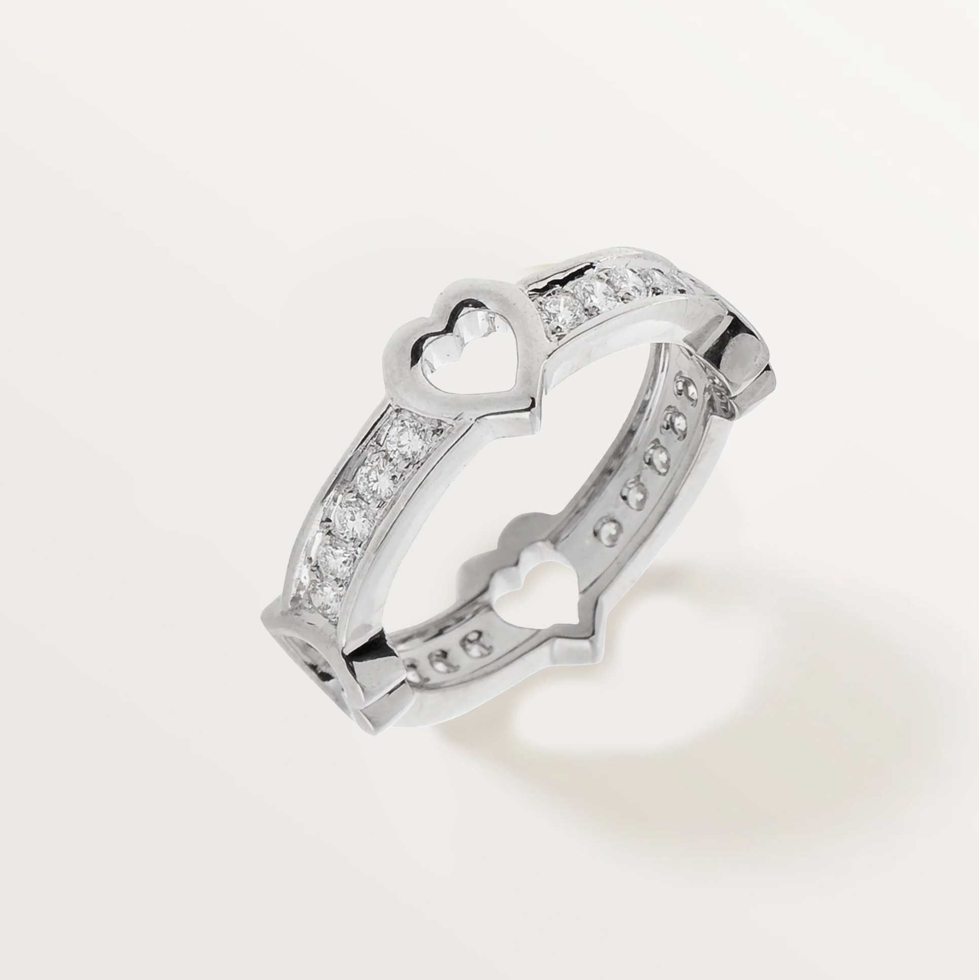 Amare ring