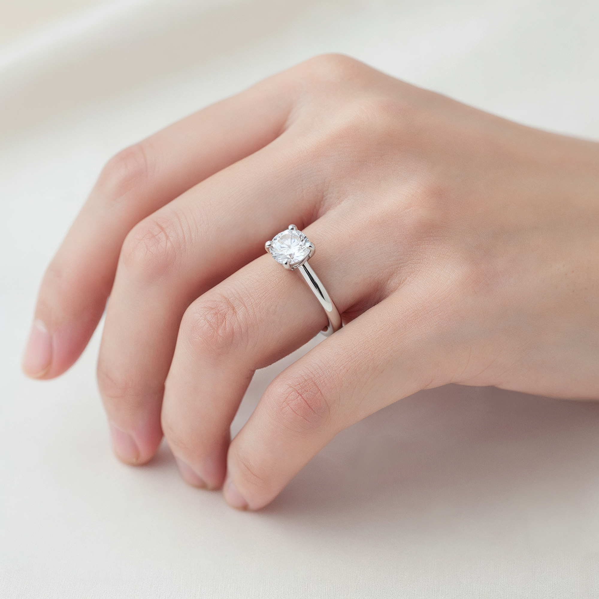 Engagement ring Maia 0.37 carat